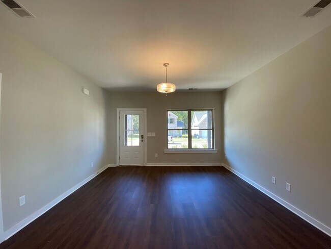 Building Photo - Home for Rent in Pinson, AL!!! Available to View!