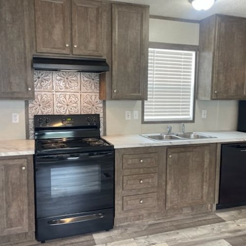 Building Photo - 151 Smith Ridge Rd