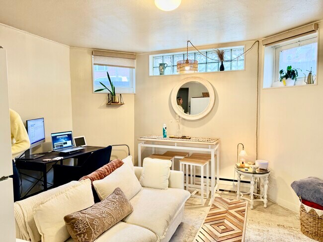 Building Photo - 50 Parkman St