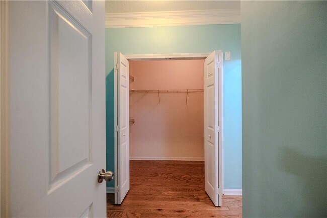 Building Photo - 4007 Westchester Ridge NE