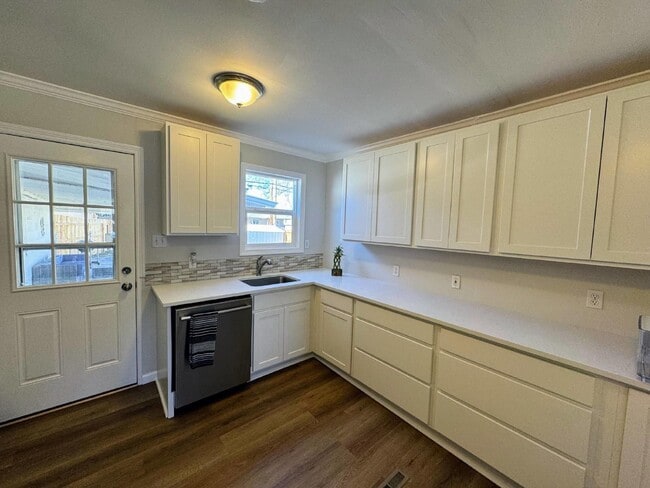 Building Photo - 2691 S Linley Ct