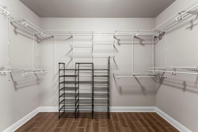 Building Photo - 29 Buddy Ln