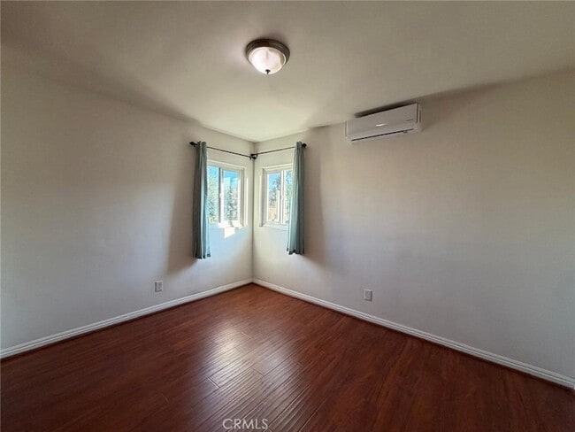 Building Photo - 1419 Prospect Ave