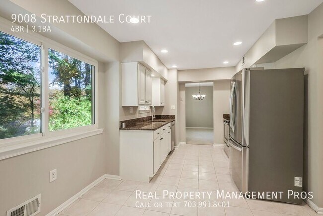 Building Photo - 9008 Strattondale Ct