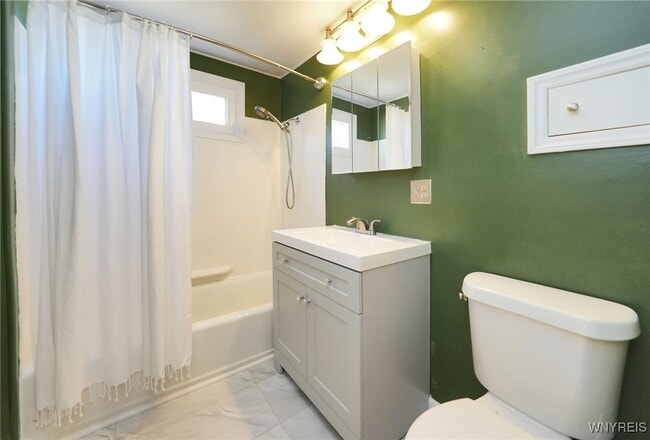Building Photo - 3730 Mayle Ct