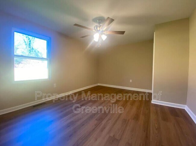 Building Photo - 9256 SC-101