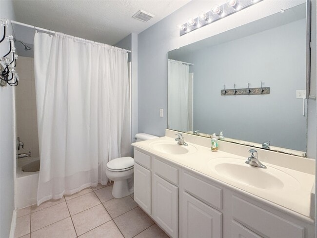 Building Photo - 21822 Pepperberry Trail