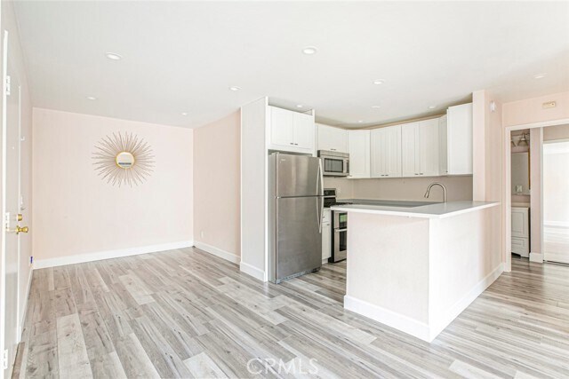 Building Photo - 365 Burchett St