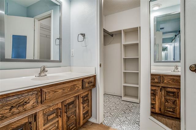 Building Photo - 2628 Deep Valley Trail