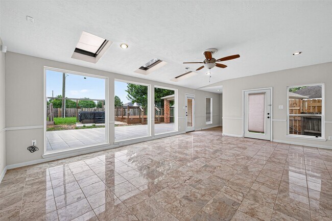 Building Photo - 2502 Rosebluff Ct