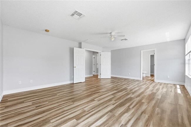 Building Photo - 7339 Country Run Pkwy