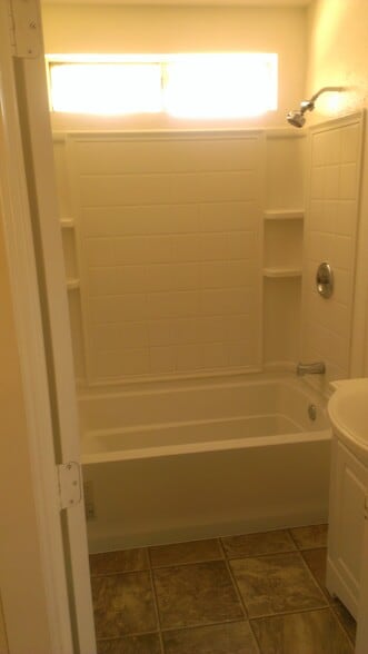 Building Photo - 333 P St