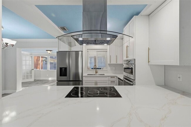 Building Photo - 58 Lido Dr