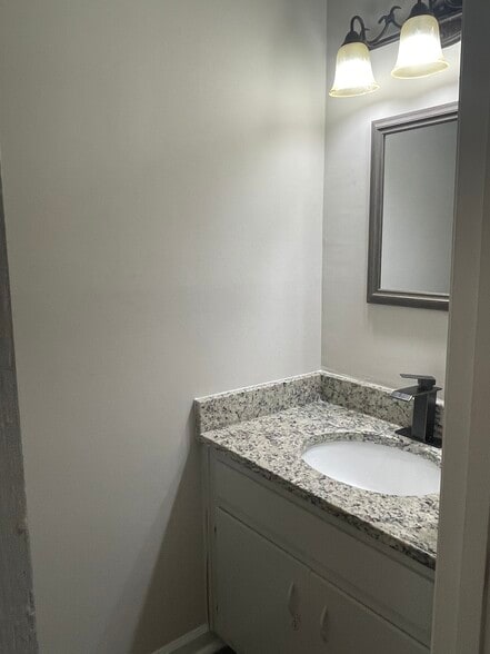 Building Photo - 6434 Woodstone Ter