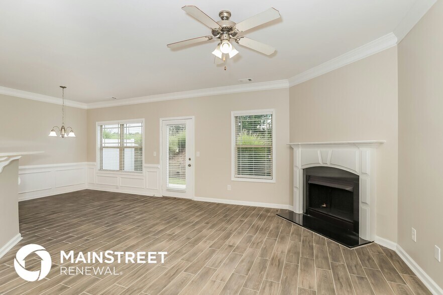 Building Photo - 1615 Chattahoochee Ct