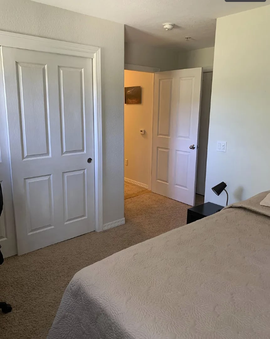 Building Photo - 1065 Laramie Blvd