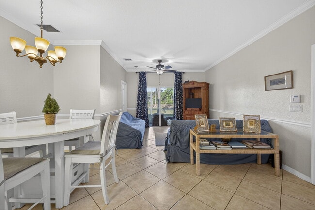 Building Photo - 3055 Grandiflora Dr