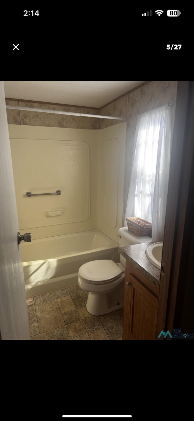 Building Photo - 1710 Pine St