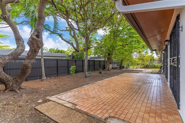 Building Photo - 13011 SW 80th St