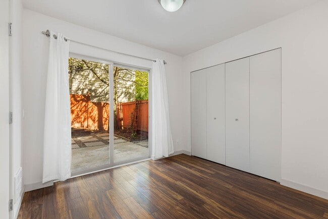 Building Photo - Lovely 3-Bedroom, 2-Bath Townhome – Attached Garage, Fenced Yard & Beautiful Backyard Retreat