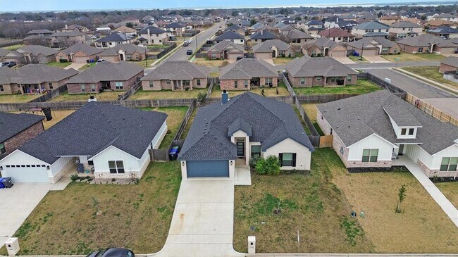 Building Photo - 5404 Black Horse