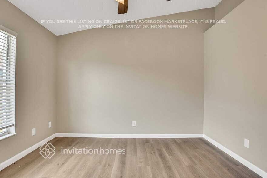 Building Photo - 13507 Glasser Ave