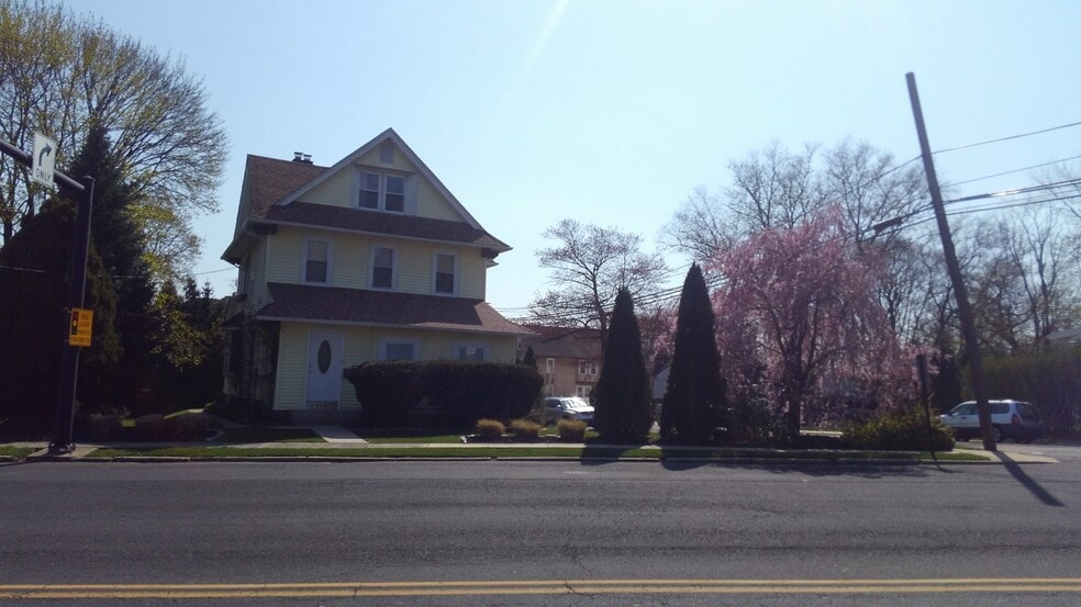 Front of house - 2116 Old Welsh Road