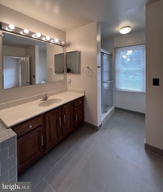 Building Photo - 7132 Swansong Wy