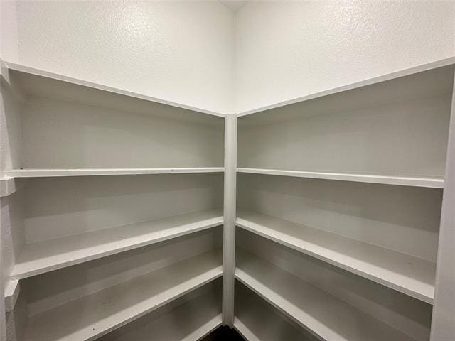 Building Photo - 7817 Ashwood Dr