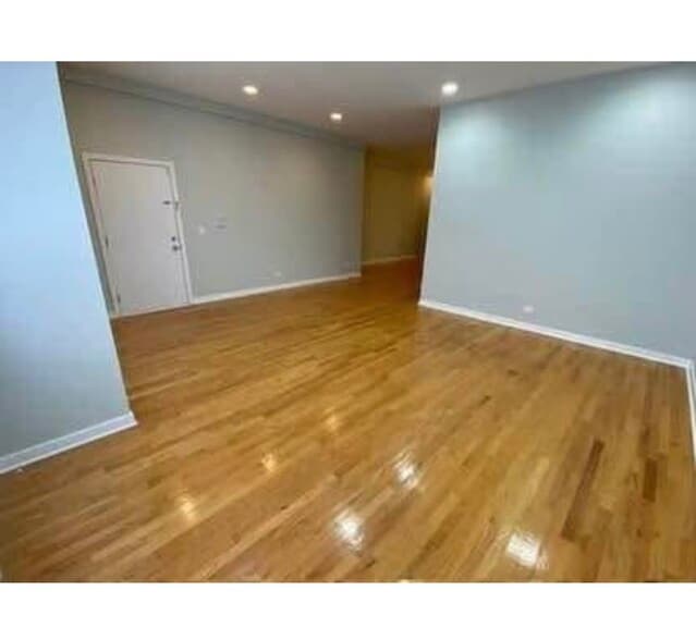 Building Photo - 1714 W Warren Blvd