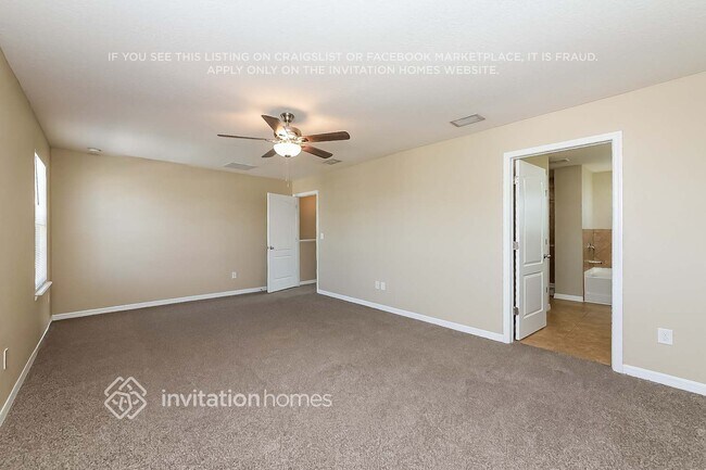 Building Photo - 9033 32nd Ct E