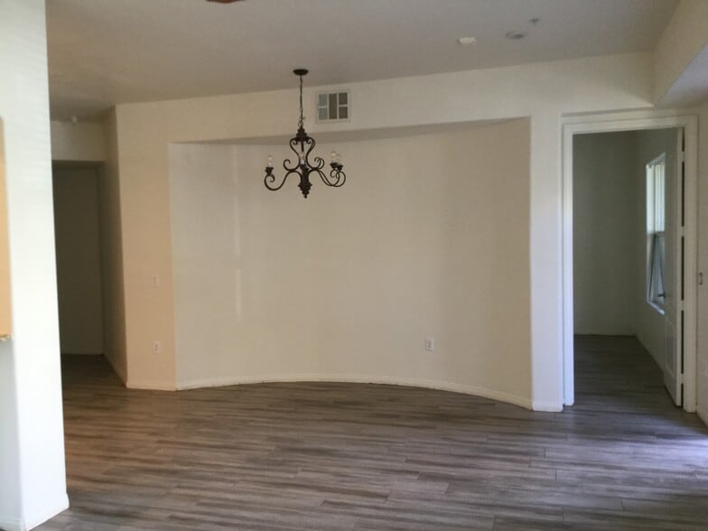 Dinning area - 38 E Serene Ave