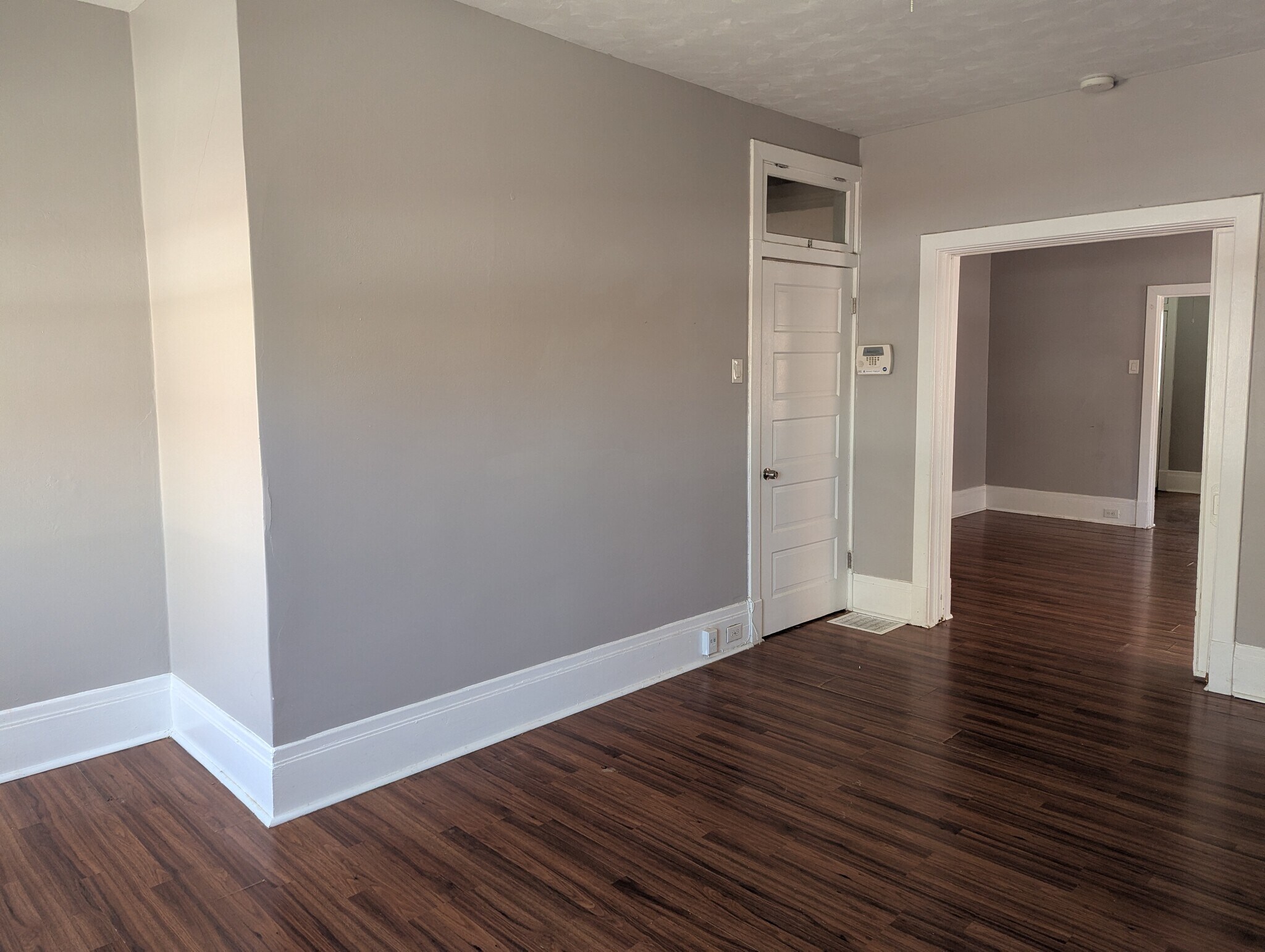 Building Photo - 3550 Magnolia Ave