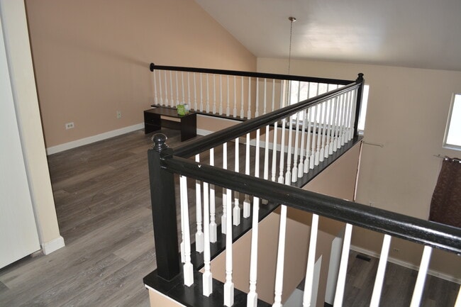 Building Photo - 1401 Grayshire Ct