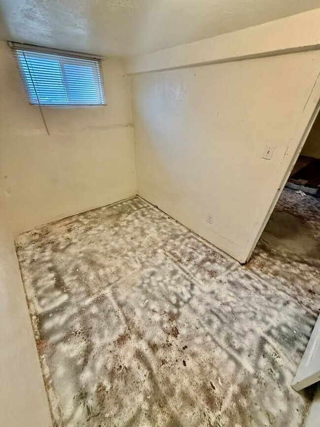 Building Photo - Updated 1 bedroom for rent near Idaho State.