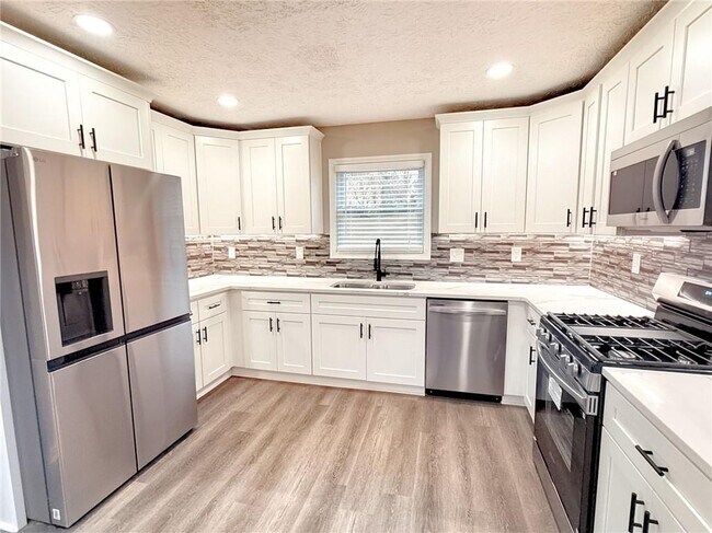 Building Photo - 2861 Spring Ridge Cir