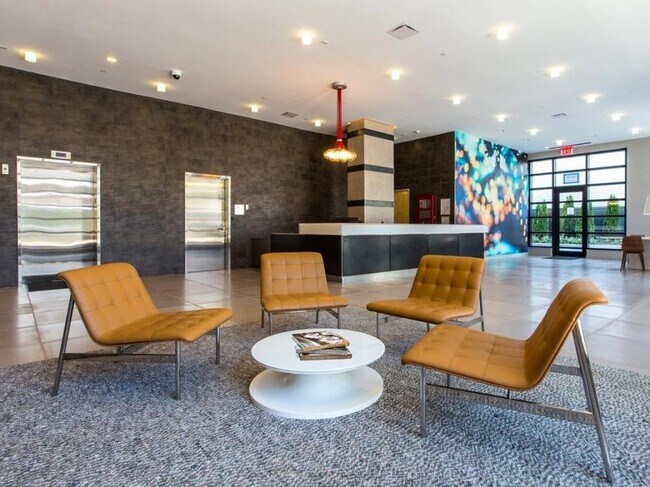 Building Photo - 2 bedroom in LONG ISLAND CITY NY 11101