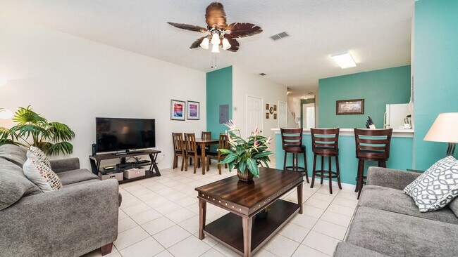 Building Photo - 8114 Princess Palm Ln