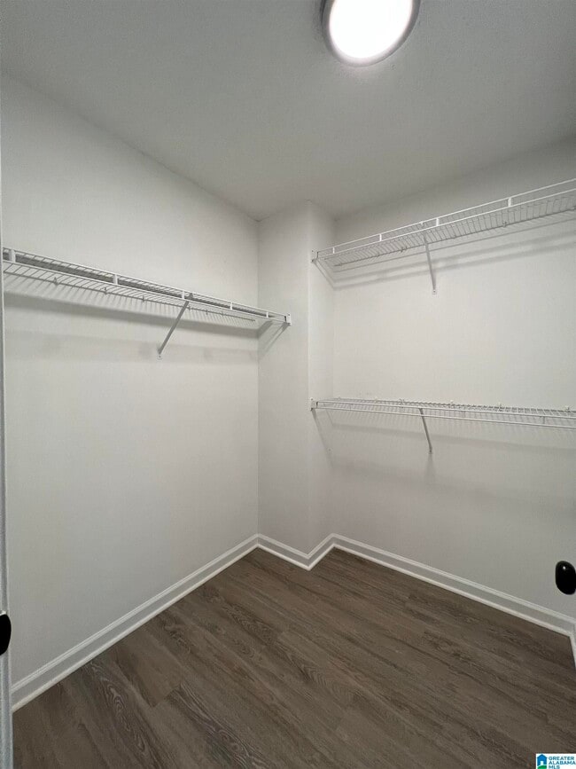 Building Photo - 1648 Savannah Park Ln