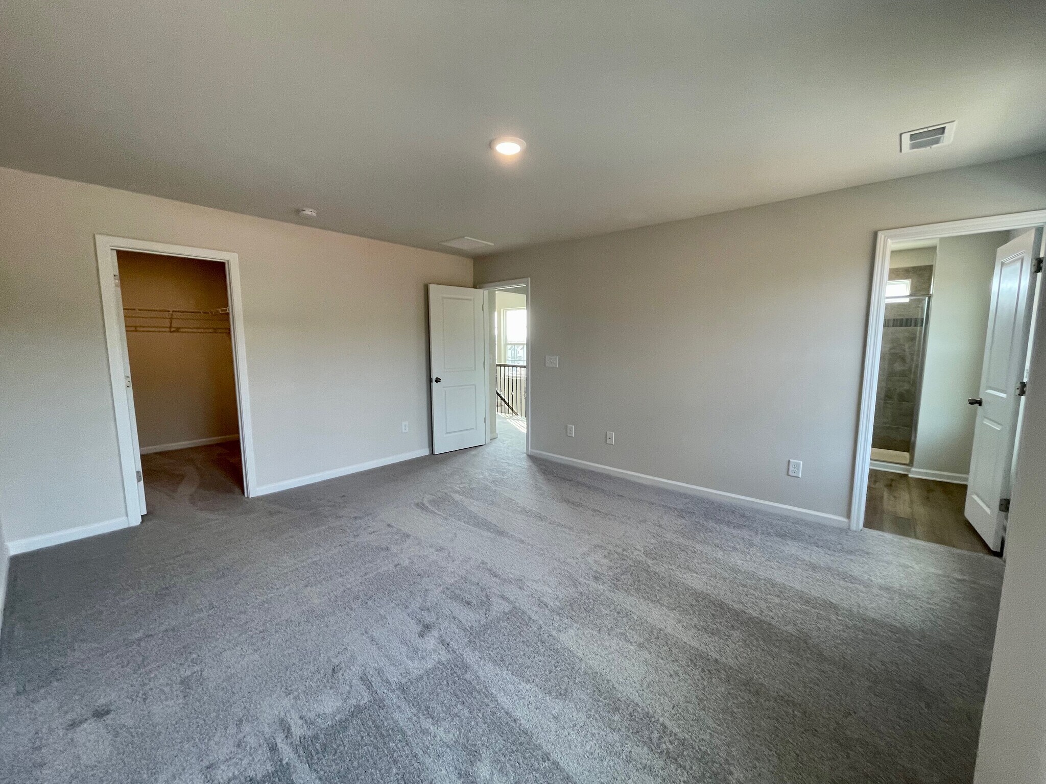 Building Photo - 15623 Country House St