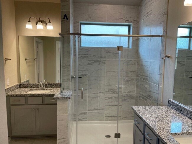 Building Photo - 7912 Spring Run Dr