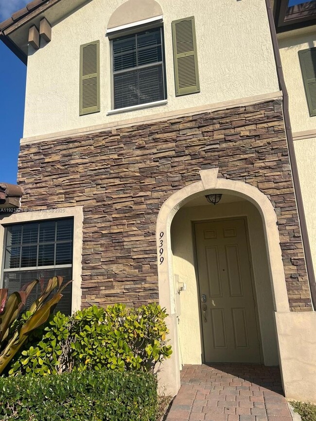 Building Photo - 9399 W 33rd Ln