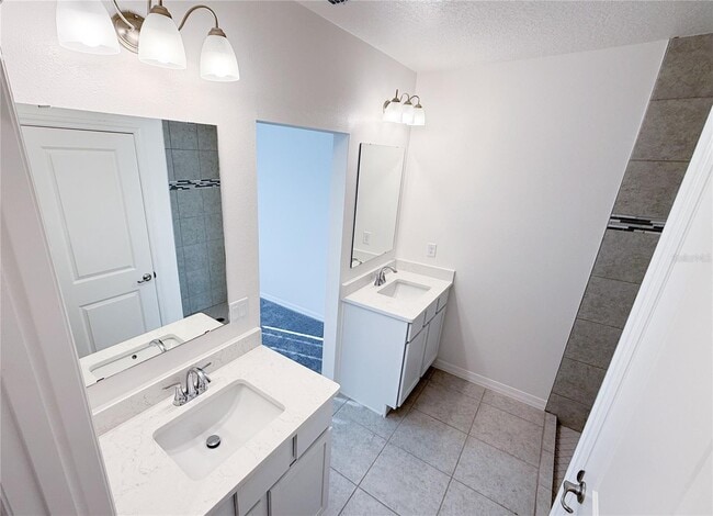 Building Photo - 3954 Sagefield Dr