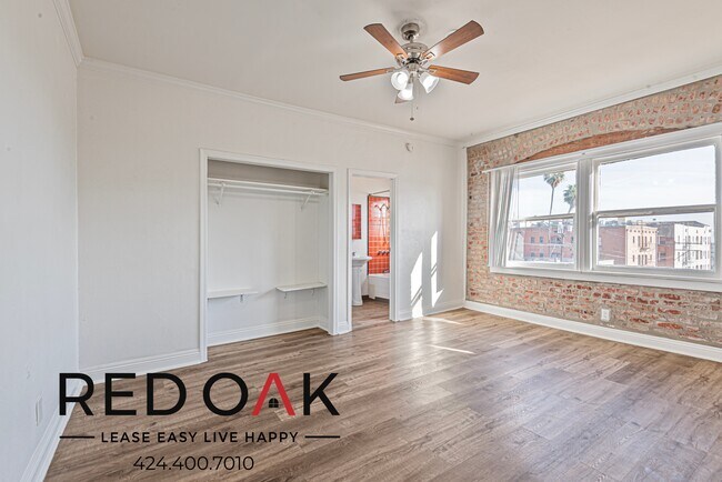 Primary Photo - 728 S Berendo St