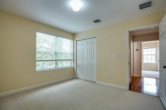 Building Photo - 4266 Park Crossing Tr
