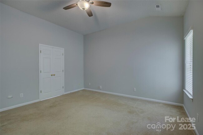 Building Photo - 7017 Scuppernong Ct