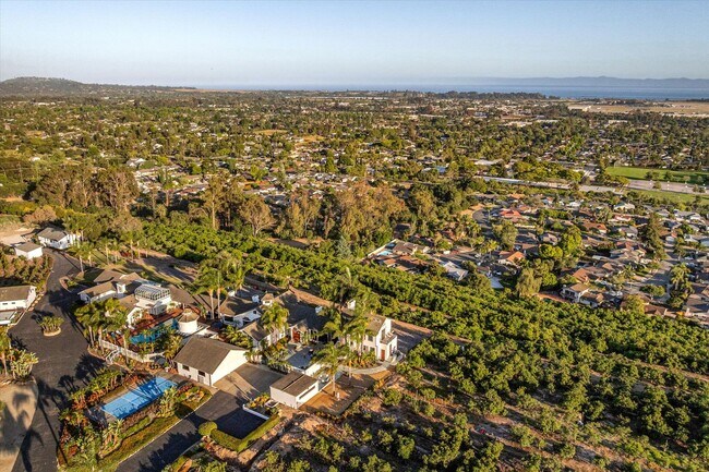 Building Photo - 6060 La Goleta Rd