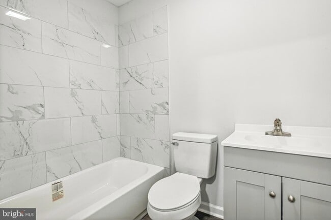 Building Photo - 3219 Presstman St