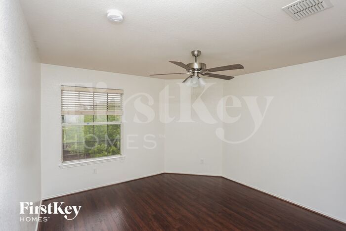 Building Photo - 4510 Grantham Dr