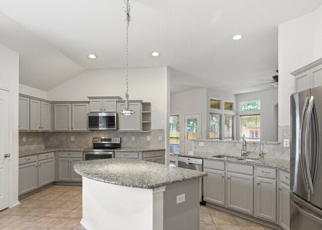 Building Photo - Charming 3-Bedroom Home with 2 Full Baths in Cibolo, TX